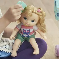 Hasbro BABY ALIVE - POUSSETTE + BEBE -Magasin De Jouets Vtech 1d2eb77c8816b2dda419a2e604251b8a7f82fdb1 12023145 05