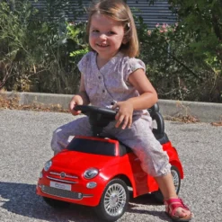 MGM FIAT 500 - PORTEUR ROUGE -Magasin De Jouets Vtech 31aa3aa4e17ad5022791a228a09ee2850253e747 02040897 03