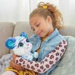 Hasbro FURREAL - PELUCHE TIGRE BLANC FRILEUX -Magasin De Jouets Vtech 6518a7457dc117d060f3ed32470b39561b01bae2 08027447 03